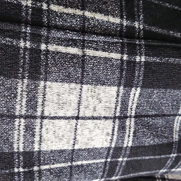 Steve Madden Black and Cream Plaid Women's Coat with Cream Faux Fur Collar NWOT - Picture 3 of 14